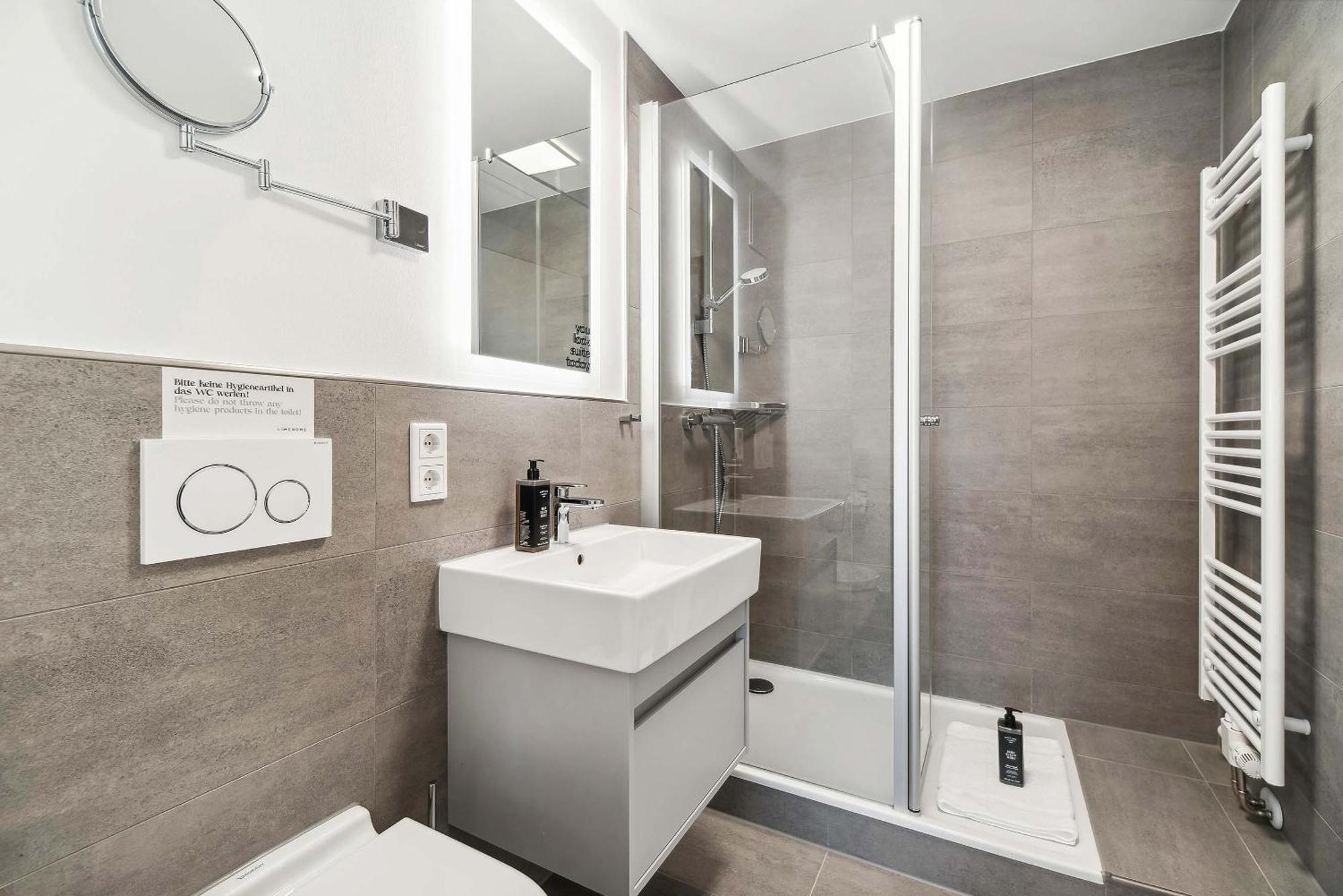Limehome Kassel Wilhelmsstrasse Bagian luar foto